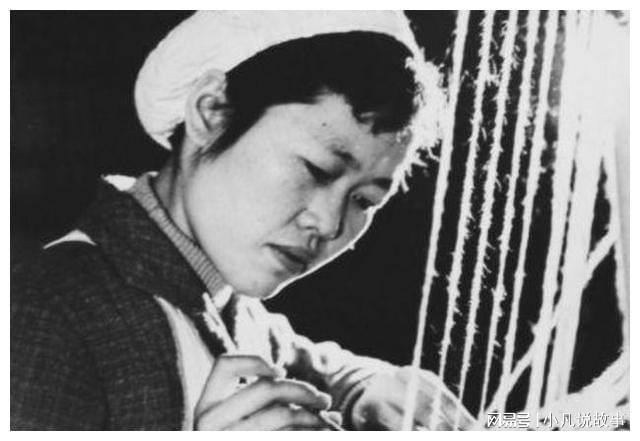 她开云 开云体育平台纺织工人出身37岁任中国首位女副总理两年后辞职原因为何(图2)