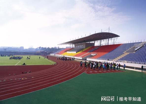 开云体育 开云官网武汉纺织大学什么专业好？这个专业水平高、潜力大！(图2)