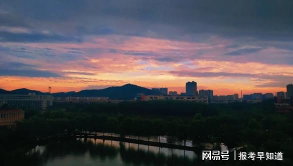 武汉纺织大学宿舍怎么样？好不好？住的舒适、学的方便、吃的美味开云 开云体育平台(图1)