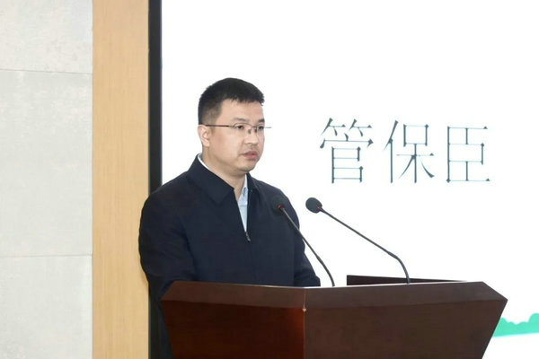 打造户开云体育 开云官网外产业新生态！中国纺织户外产业发展大会在信阳举办(图9)