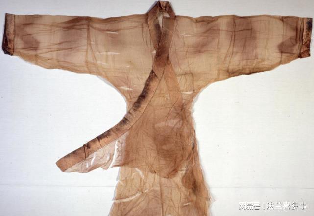 Kaiyun 开云体育古代夏天穿什么衣服？别被影视剧误导了古人其实比现代人更开放(图5)