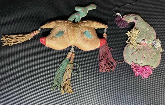 开云体育 Kaiyun.com 官网入口一尺方绢绣尽女子才思历史长河中荷包佩饰承载了怎样的文化(图6)