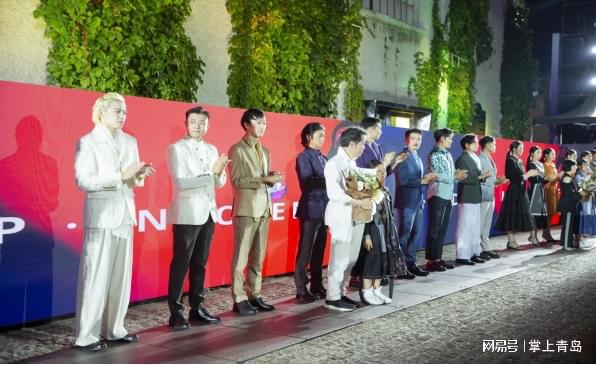 2023青岛时装周·第七届谷里时尚买手节在纺织谷华丽开云体育 开云平台启幕(图4)