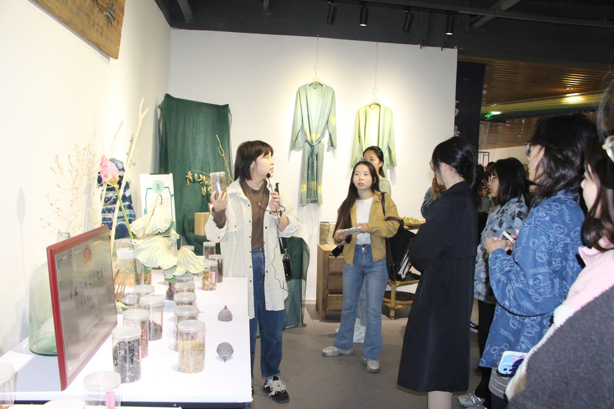 领略历史文化魅力！保定学院研Kaiyun 开云体育学之旅走进高阳(图1)