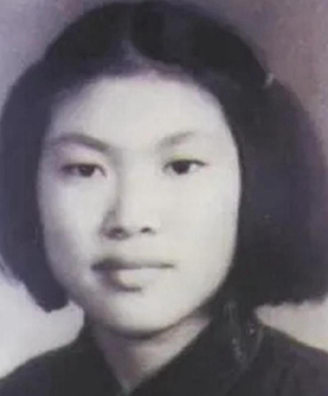 开云体育 Kaiyun.com 官网入口她是纺织工人1982年副国级1987年降为正部级2003年官复原职(图1)
