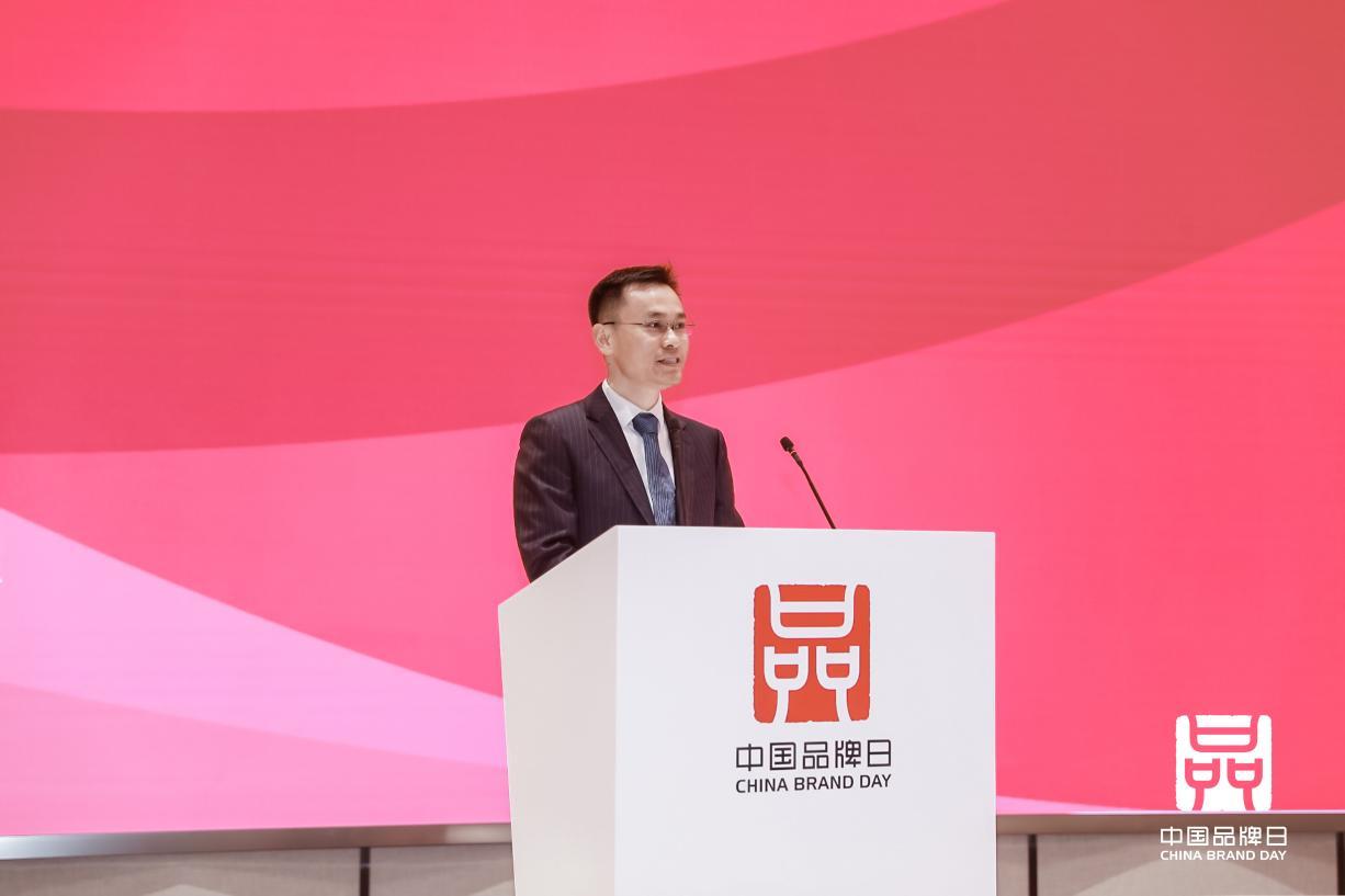 第八个“中国品牌日”看纺织服装品牌如何潮品“长红”聚力“向新”开云 开云体育平台(图2)