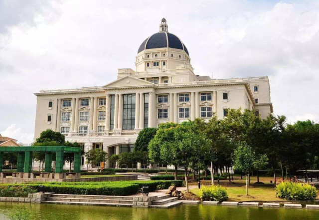 校名“最土气”Kaiyun 开云体育的211大学看着像三流实力却一流！(图4)