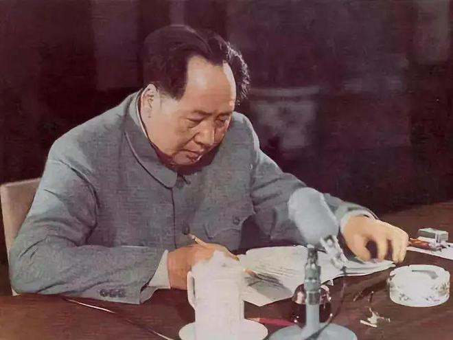 Kaiyun 开云王洪文擢升副主席后毛主席建议他多看《刘盆子传》可惜王洪文没有领会(图3)