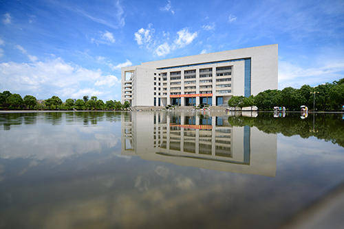 Kaiyun 开云体育谈谈武汉纺织大学好不好怎么样(图2)