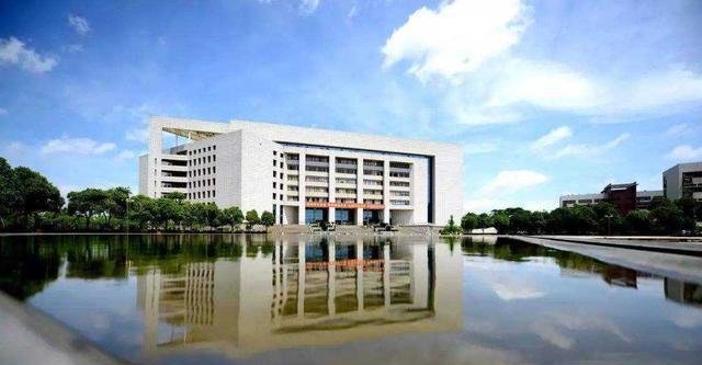 Kaiyun 开云武汉的这所大学是全国唯一以纺织命名的本科院校值得报考吗(图2)